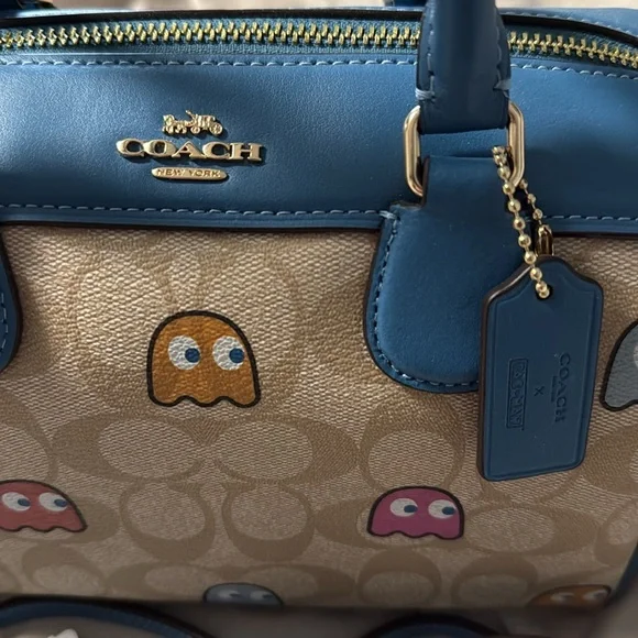 Coach PAC Man Exclusive Handbag / Crossbody with Pac-Man coin accessory pouch - Picture 2 of 13